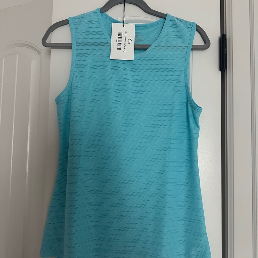 NWTs Zyia Sky Luxe Muscle Tank